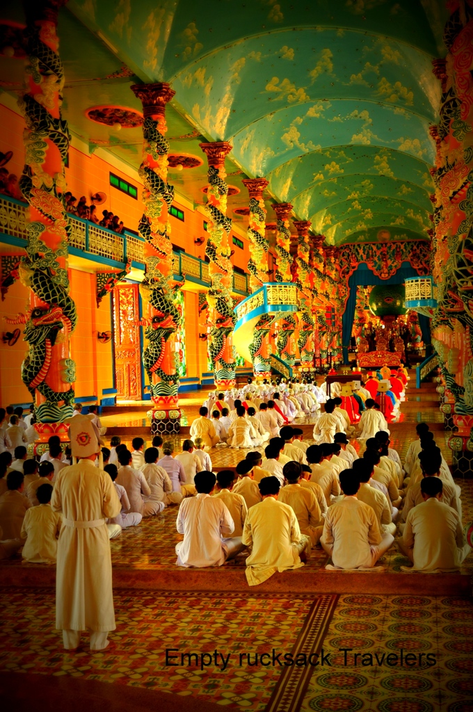 Noon time Ceremony in progress at the Cao Dai Temple